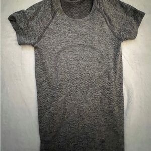 Lululemon swiftly tech